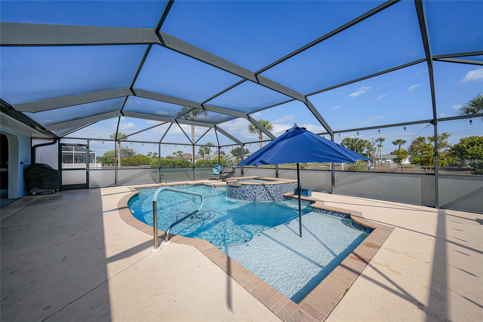 600 ROYAL POINCIANA