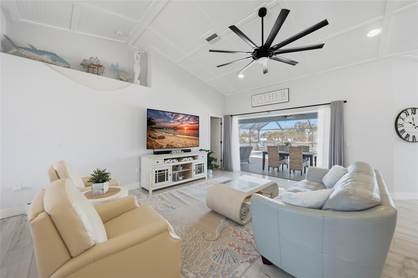 600 ROYAL POINCIANA