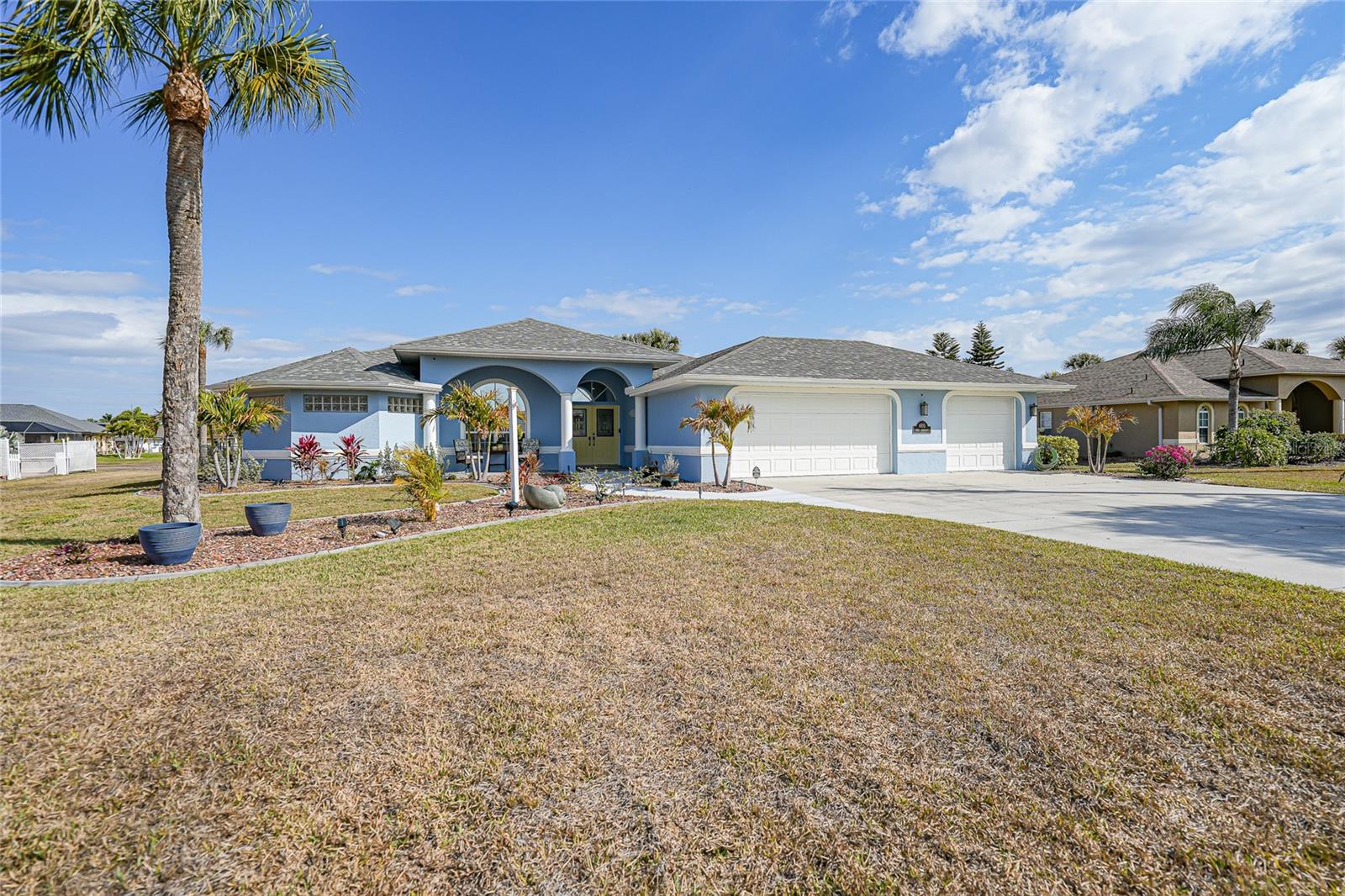 600 ROYAL POINCIANA