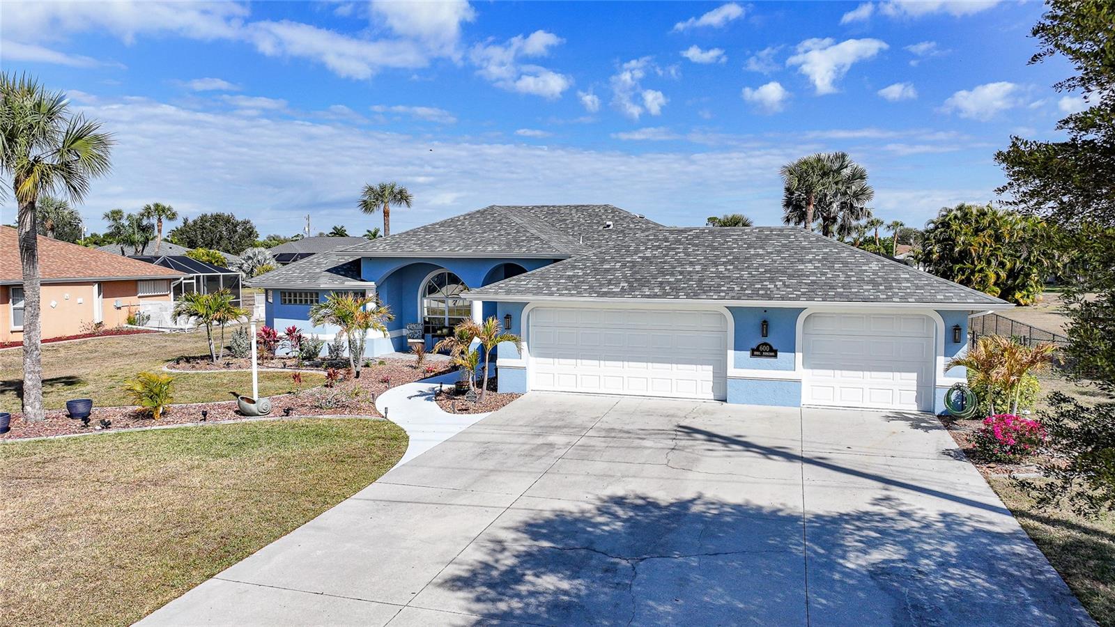 600 ROYAL POINCIANA
