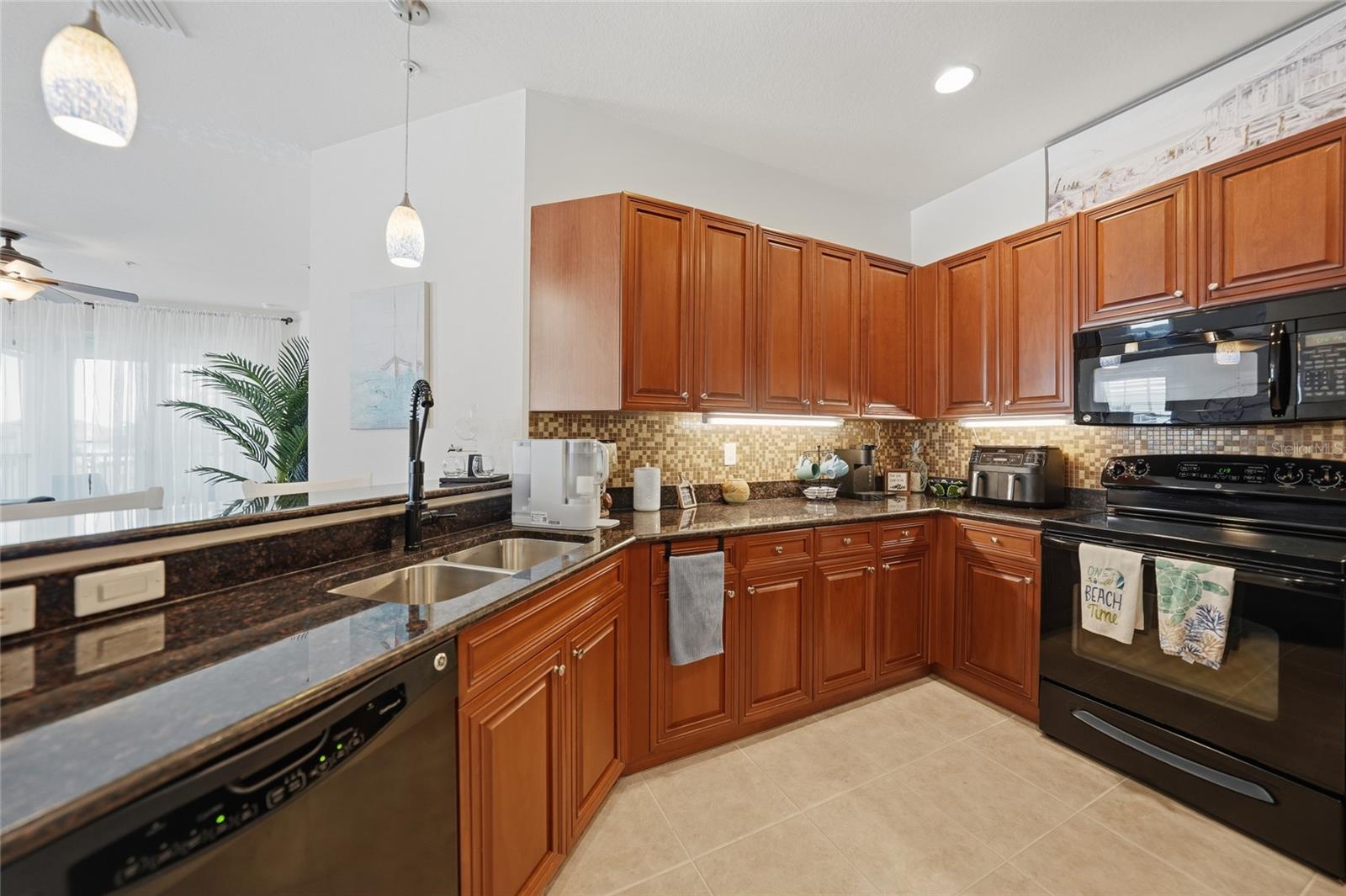 17288 ACAPULCO RD #421