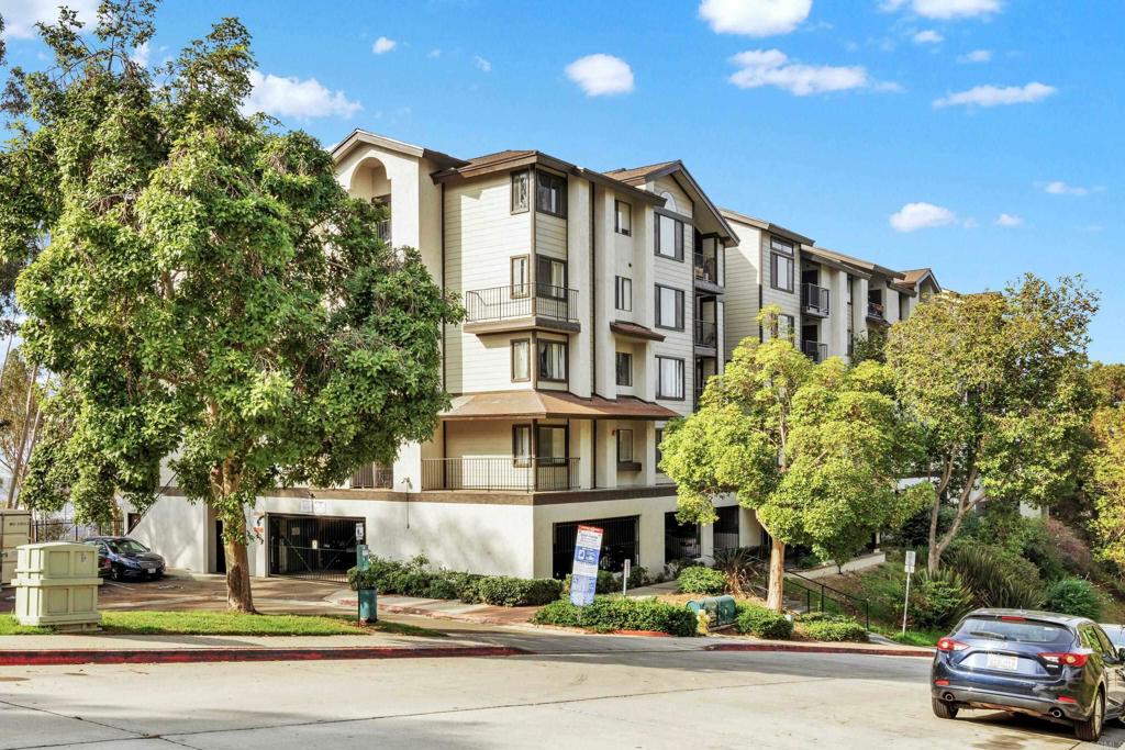 3980 Faircross Place 21