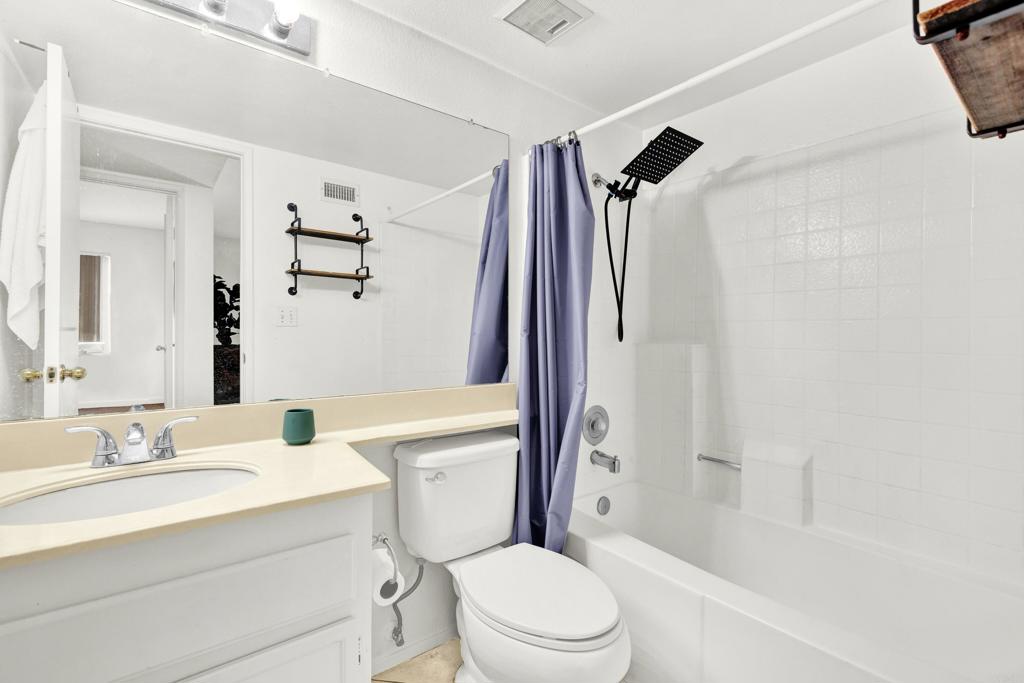 3980 Faircross Place 21