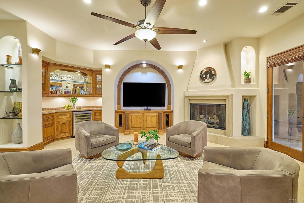 38290 Via Vista Grande