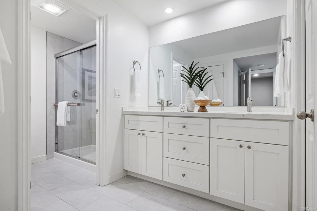 2846 Luciernaga Street