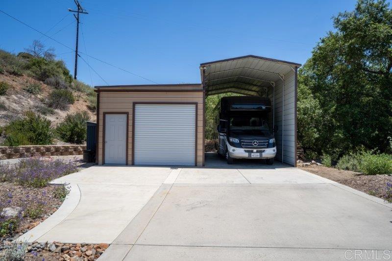 2021 Willow Glen Road