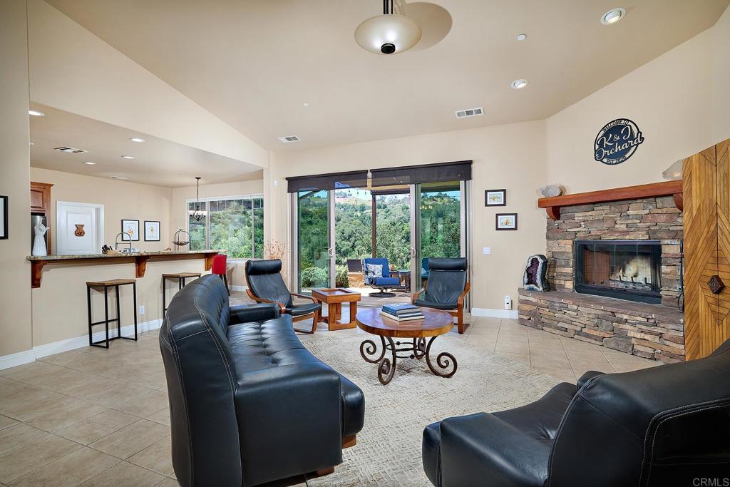 2021 Willow Glen Road