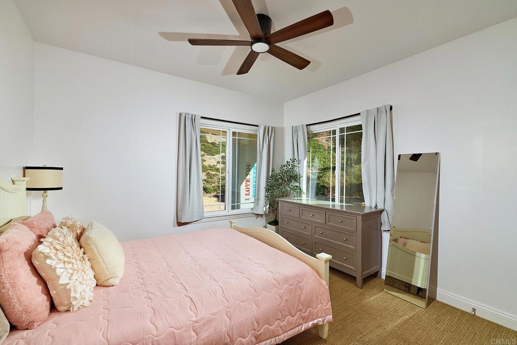 2869 Dos Lomas Place