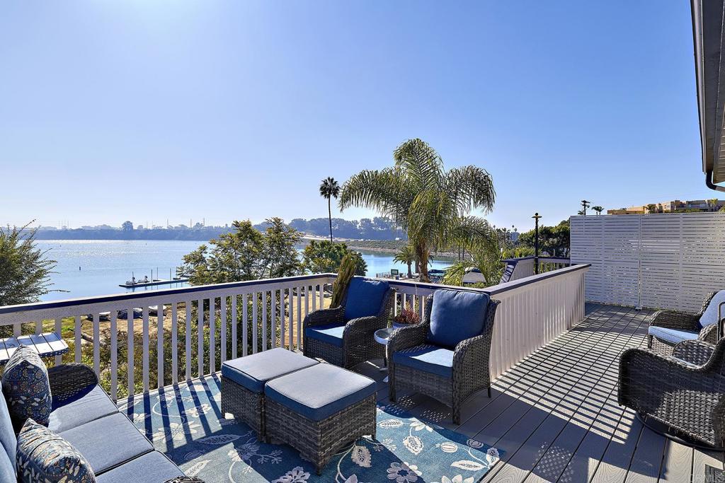 4235 Harrison Street