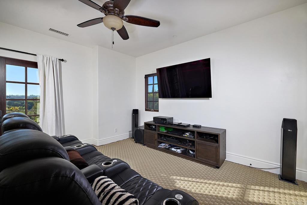 4216 Bridlewood Road