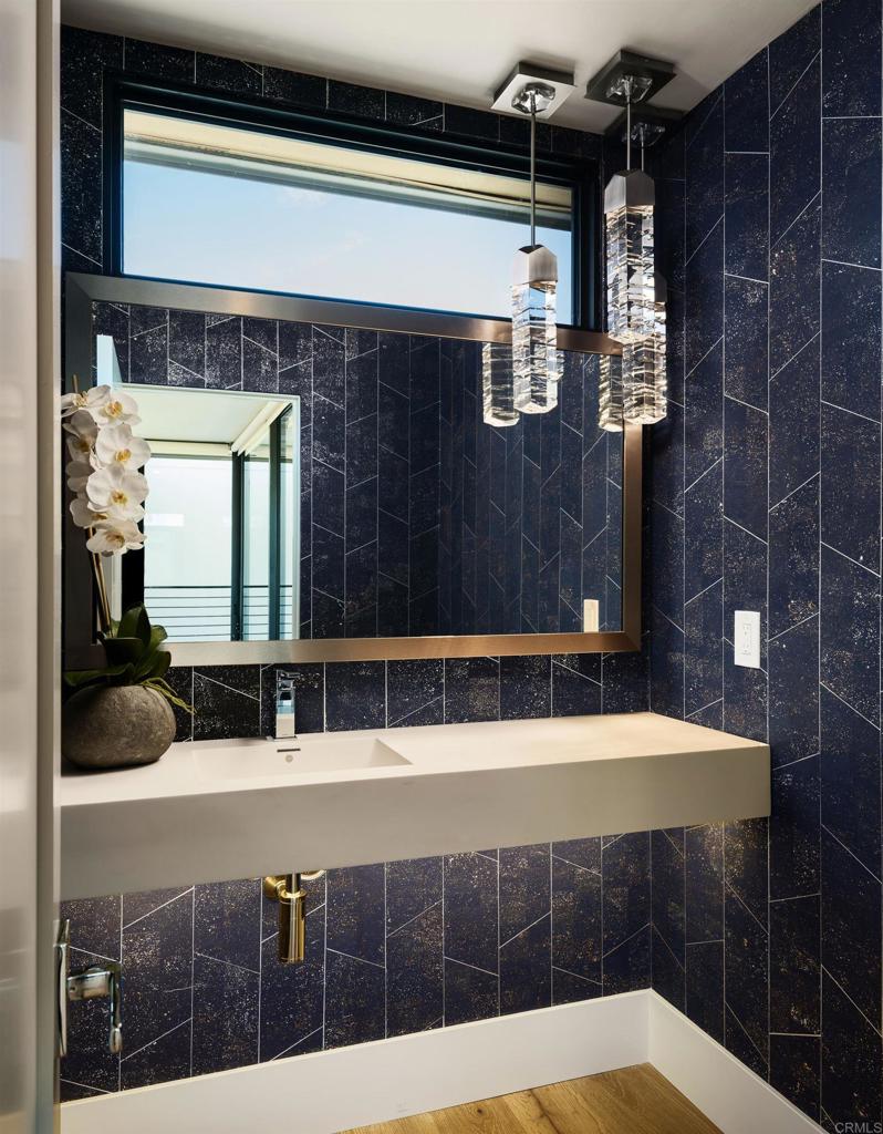 5170 Carlsbad Boulevard