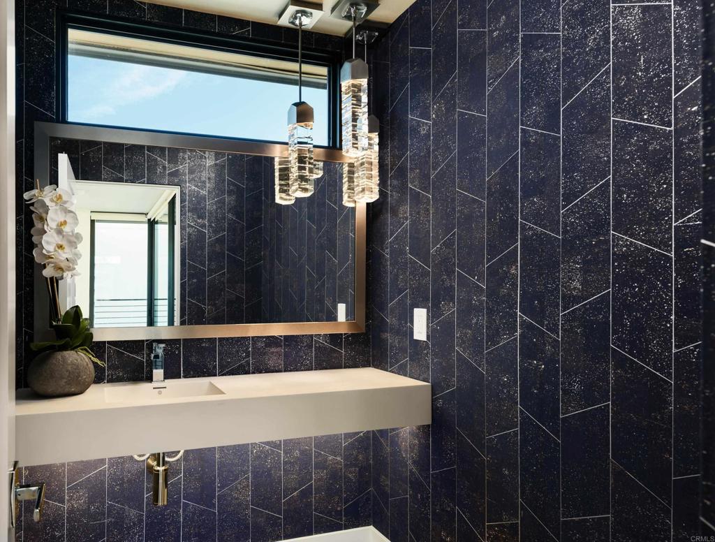 5170 Carlsbad Boulevard