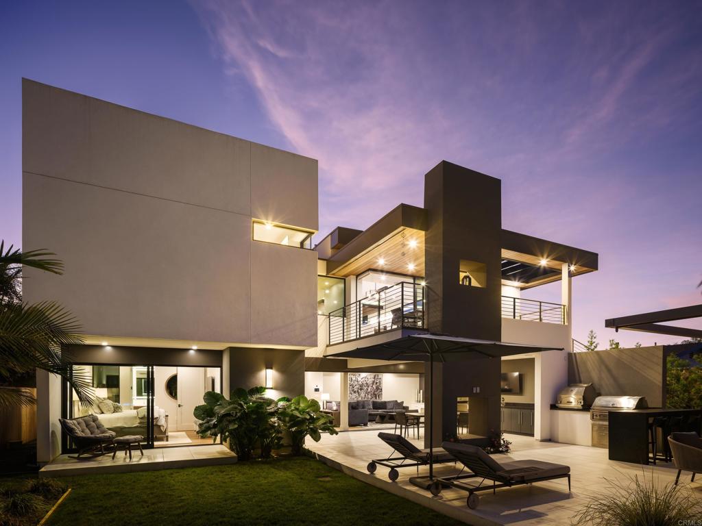 5170 Carlsbad Boulevard