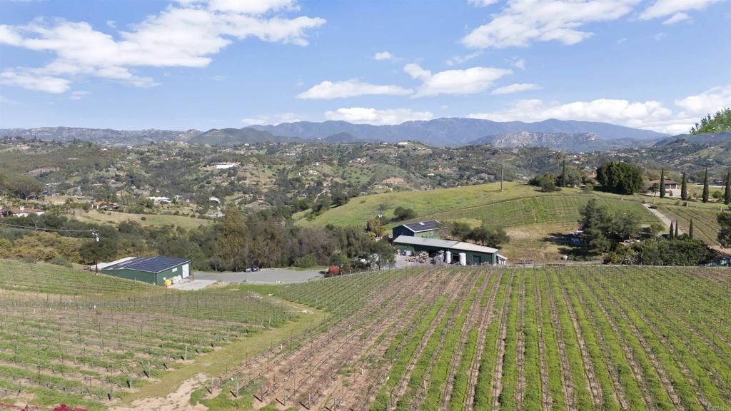 2869 Dos Lomas Place