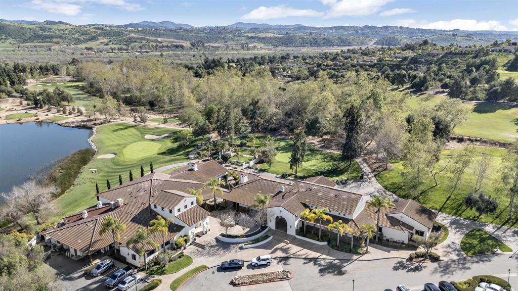 2869 Dos Lomas Place