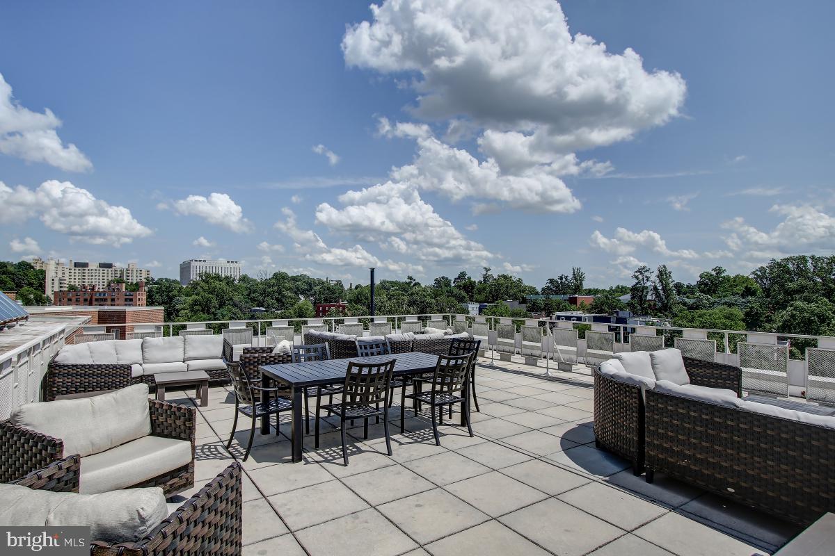 4000 TUNLAW ROAD NW Unit: 1130