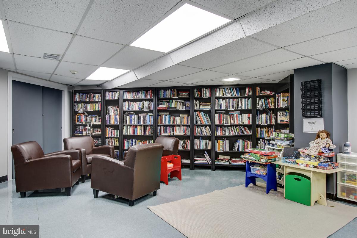 4000 TUNLAW ROAD NW Unit: 1130