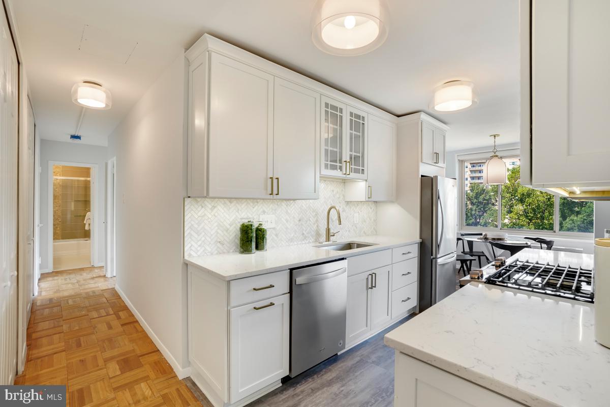 4000 TUNLAW ROAD NW Unit: 1130