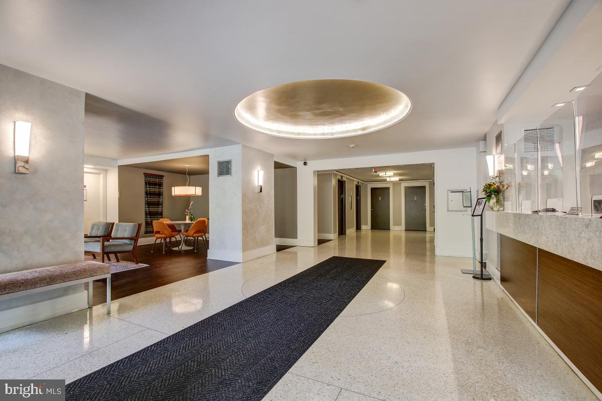 4000 TUNLAW ROAD NW Unit: 1130