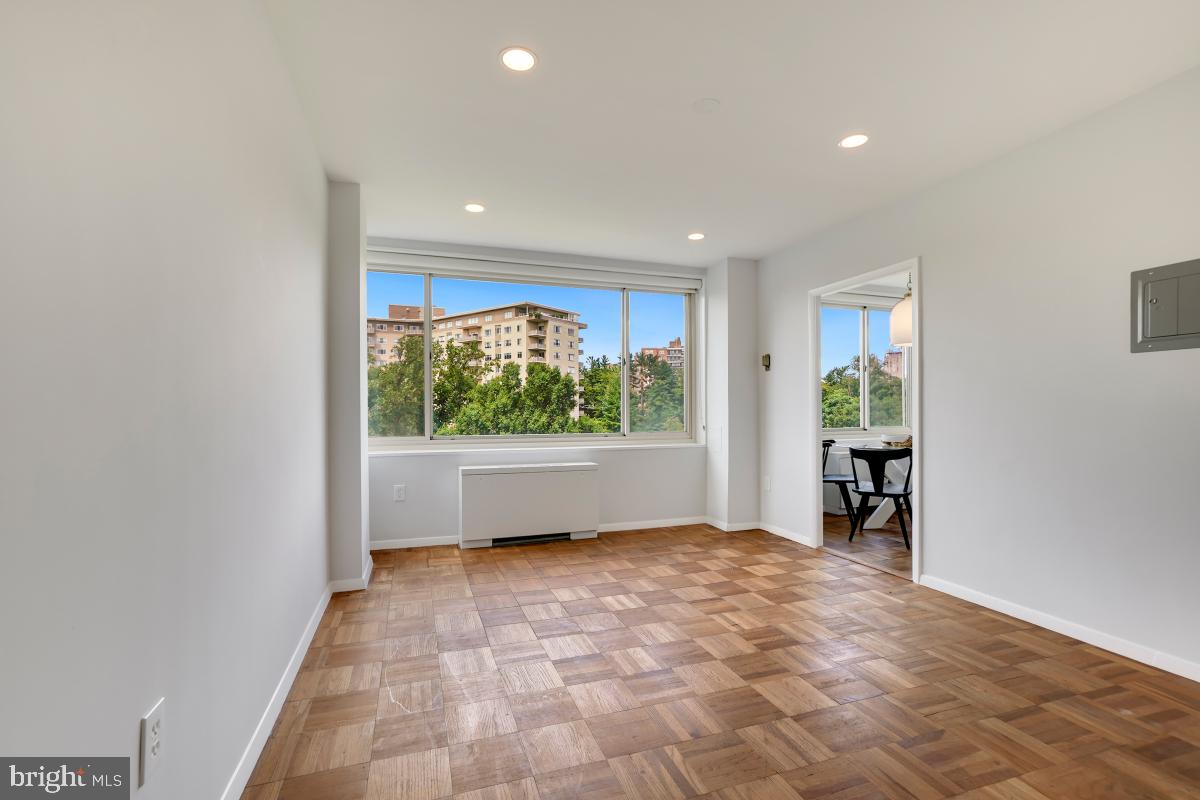 4000 TUNLAW ROAD NW Unit: 1130