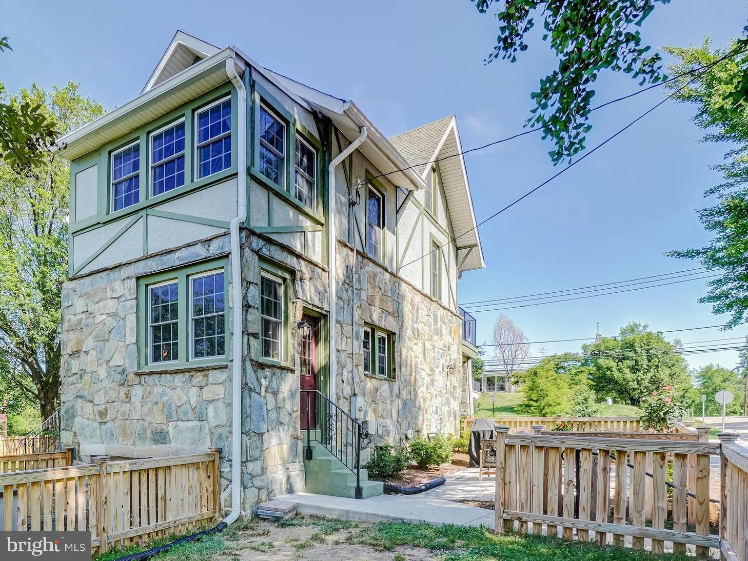 200 Rittenhouse Street NW