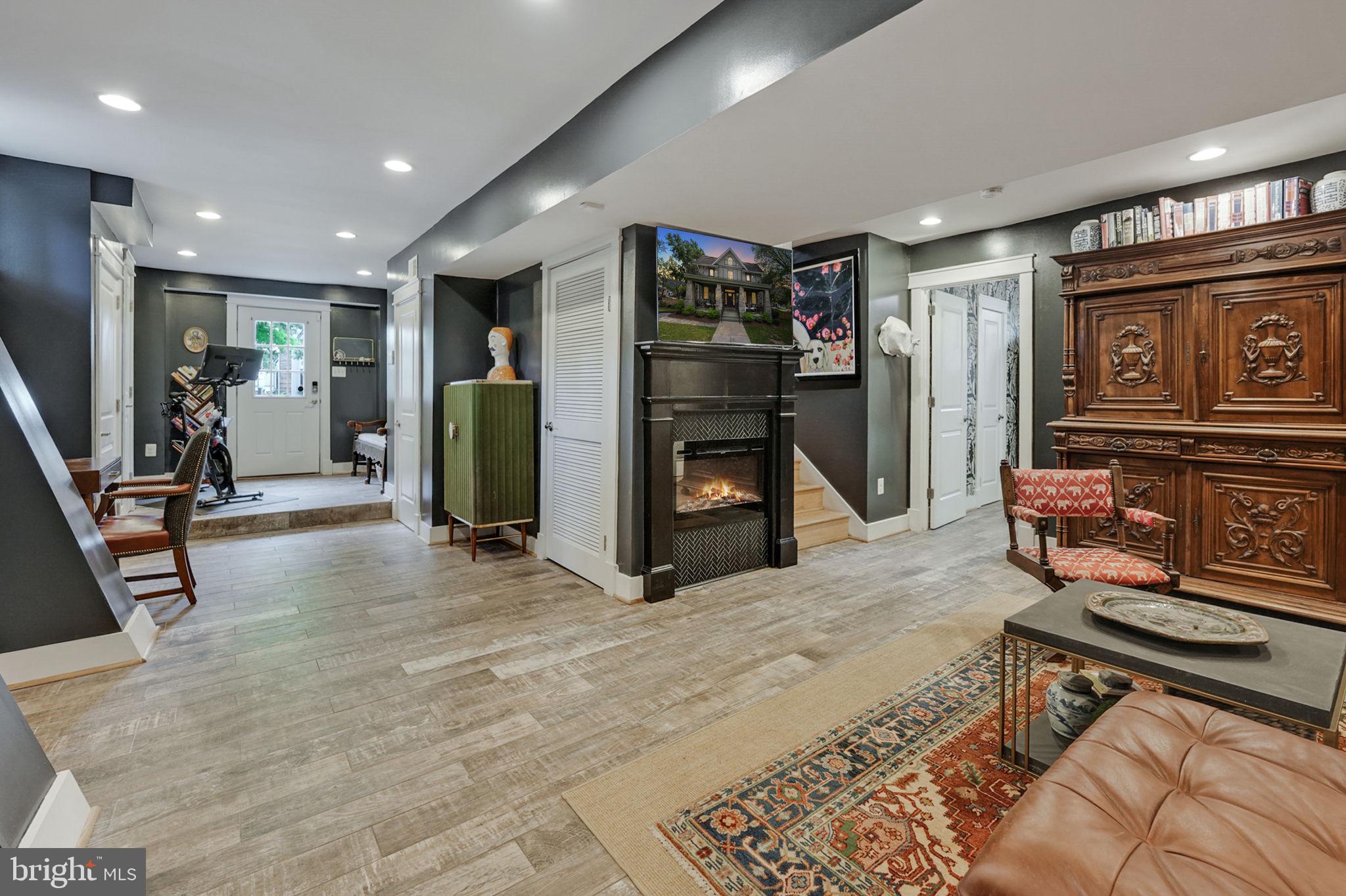 200 Rittenhouse Street NW