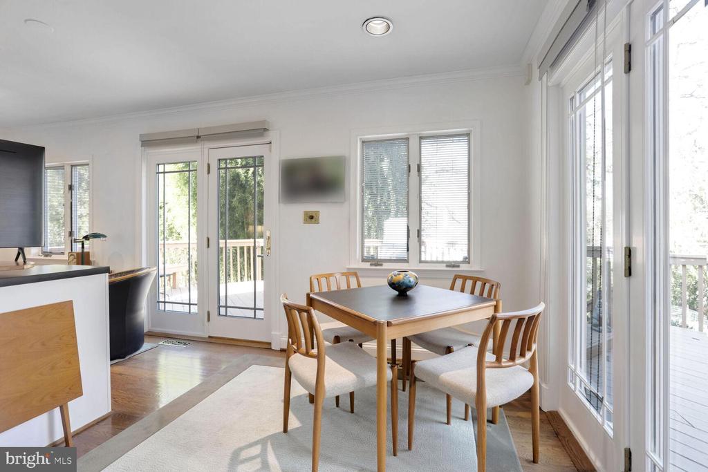 6688 32nd Pl NW