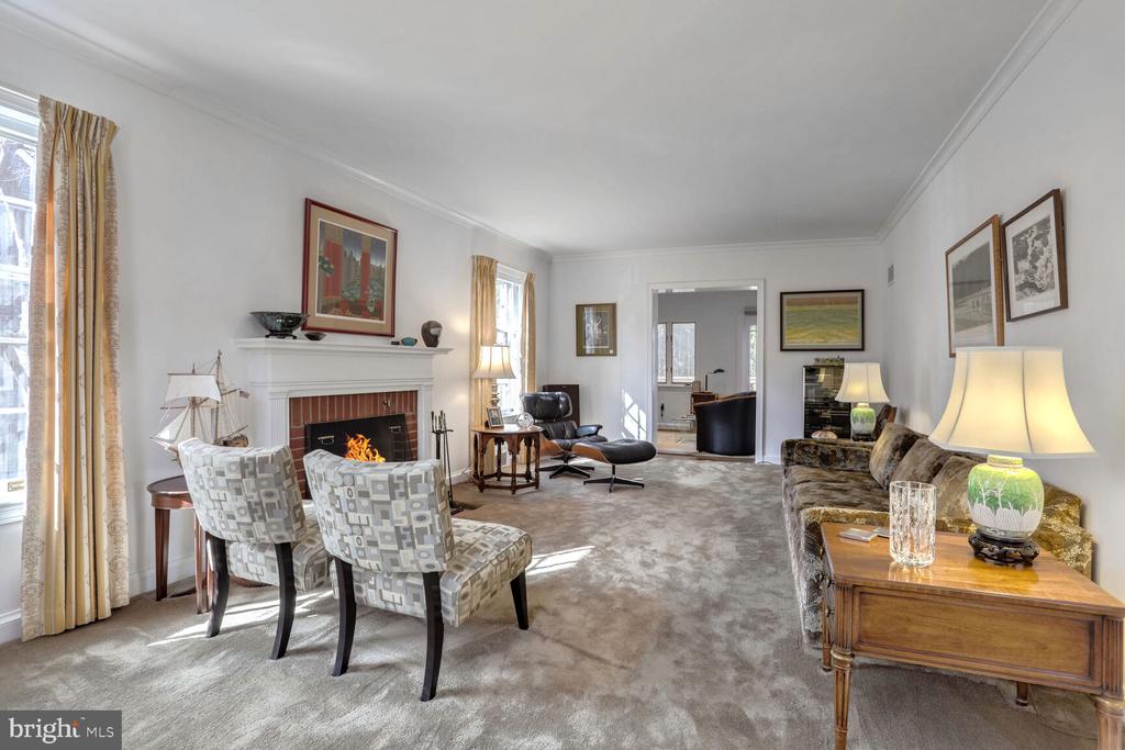 6688 32nd Pl NW