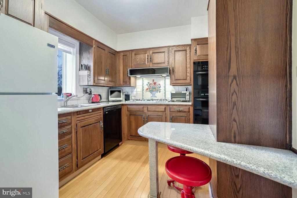 6688 32nd Pl NW