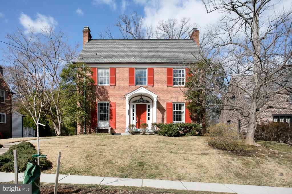6688 32nd Pl NW