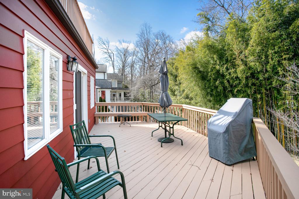 6688 32nd Pl NW