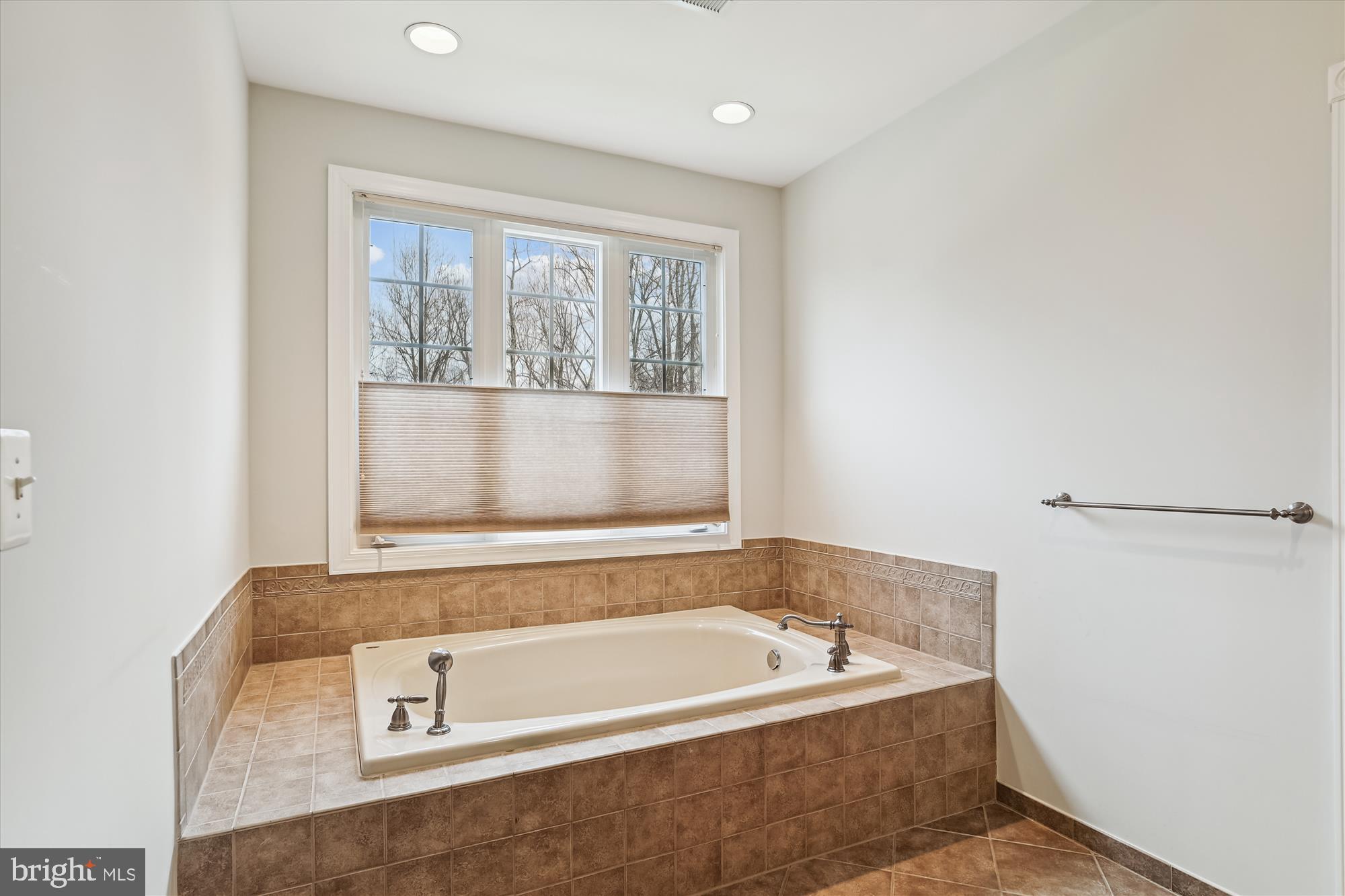 710 Fantail Ct