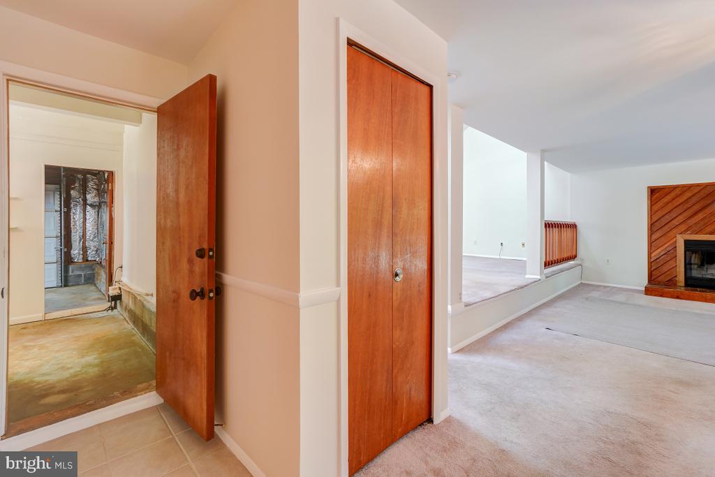 1266 Green Holly Dr