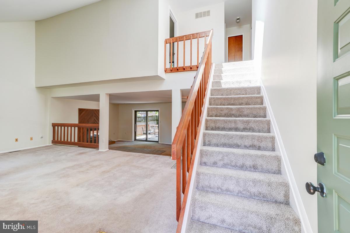 1266 Green Holly Dr