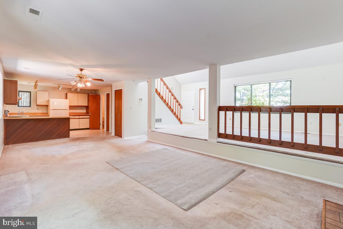 1266 Green Holly Dr