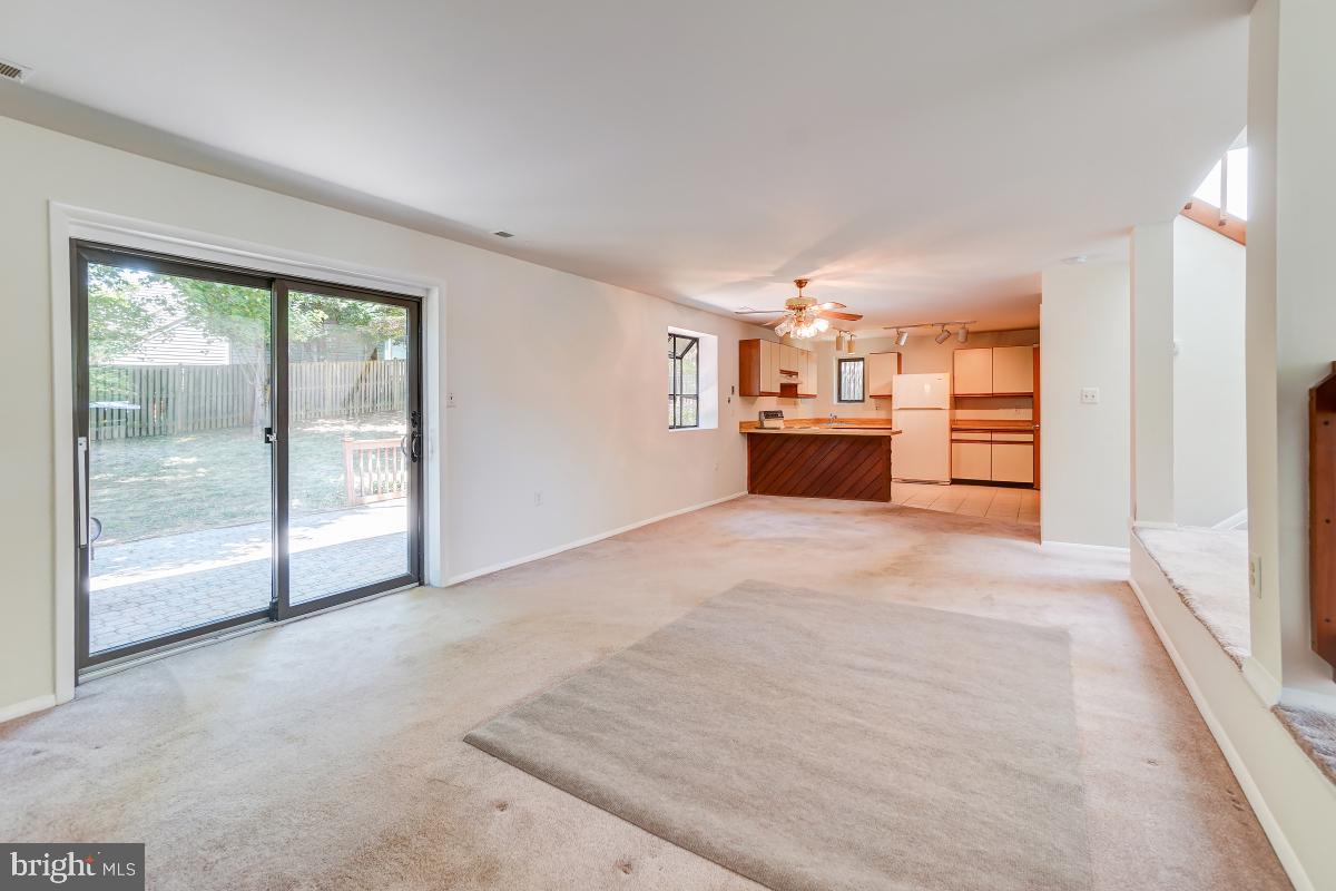 1266 Green Holly Dr