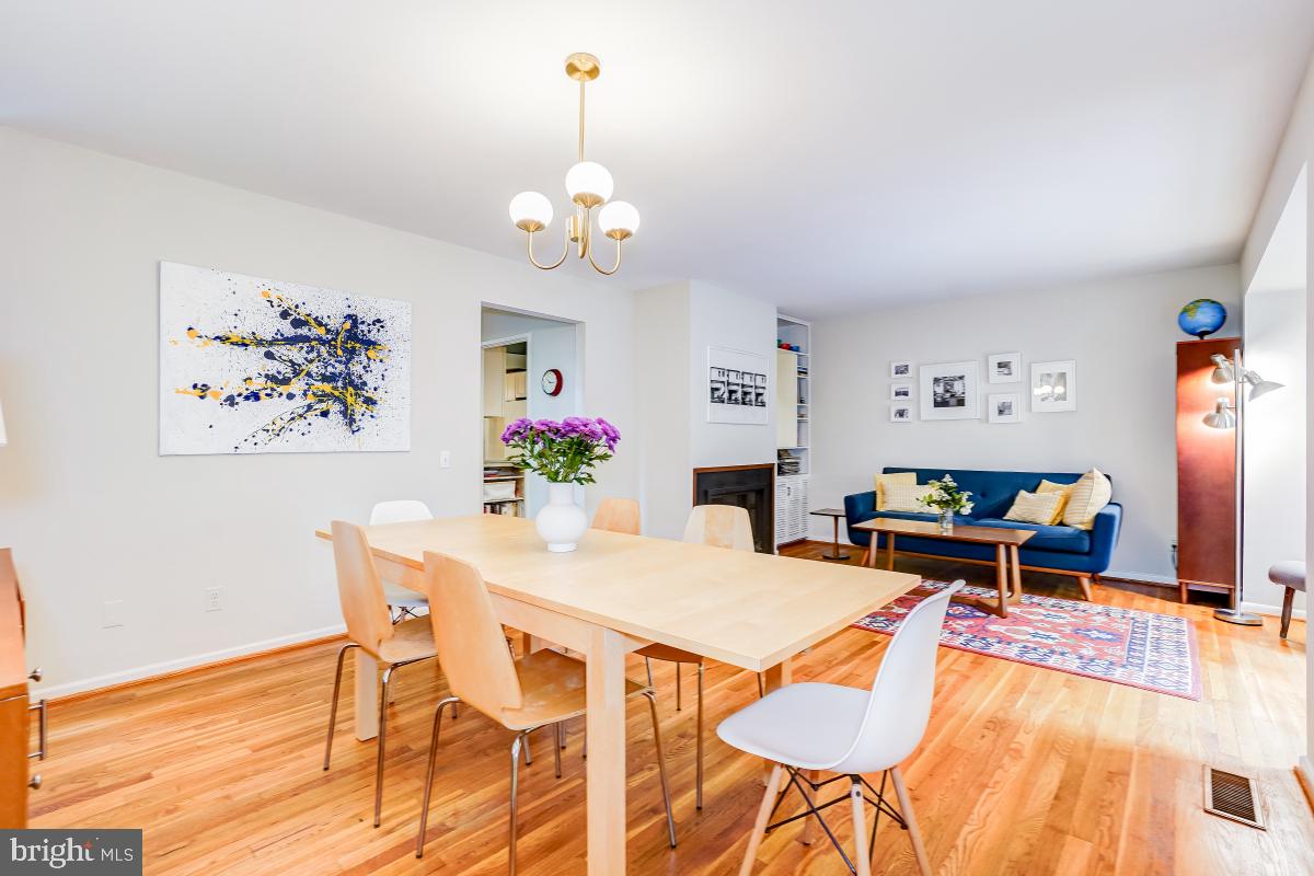 516 New Mark Esplanade Way