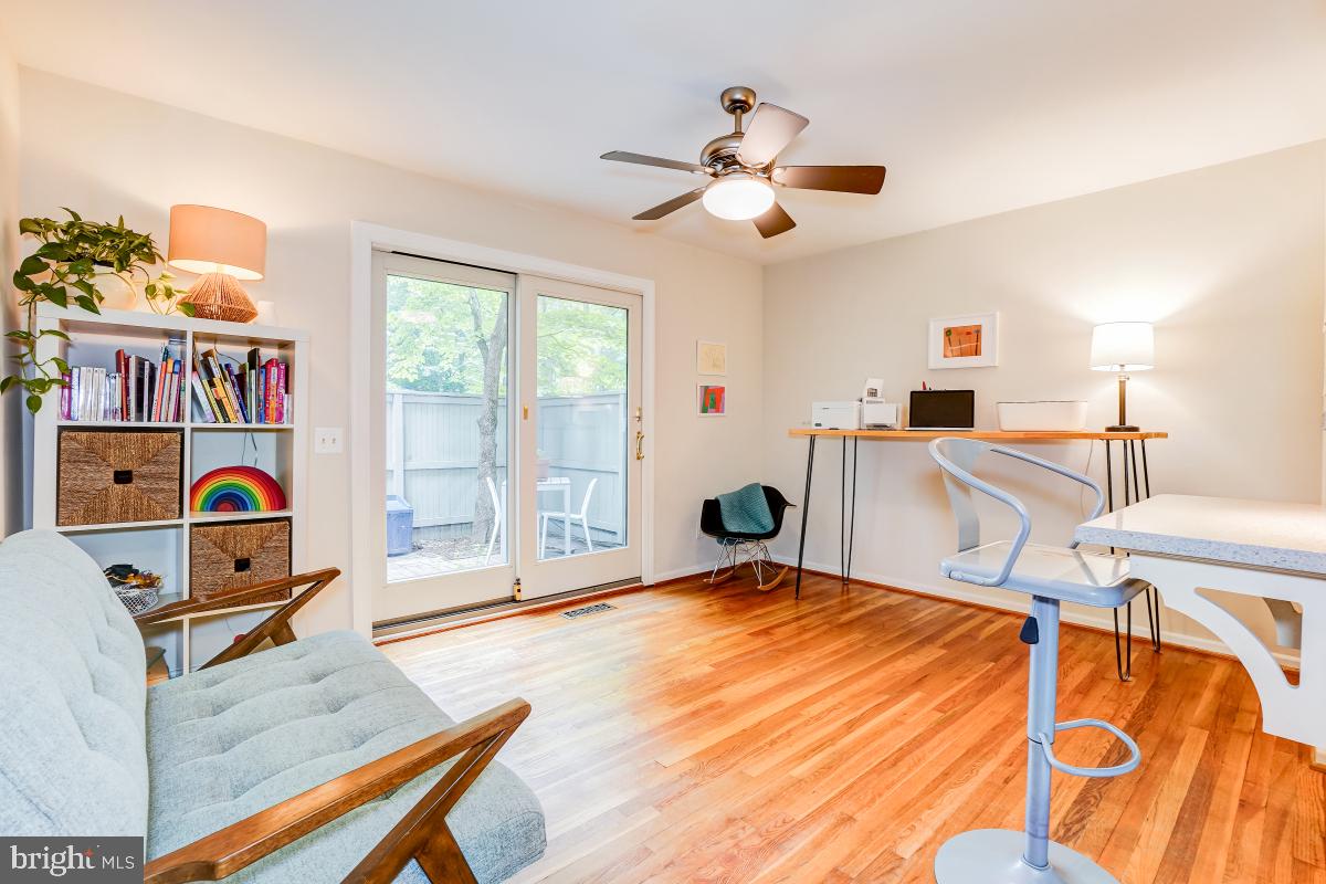 516 New Mark Esplanade Way