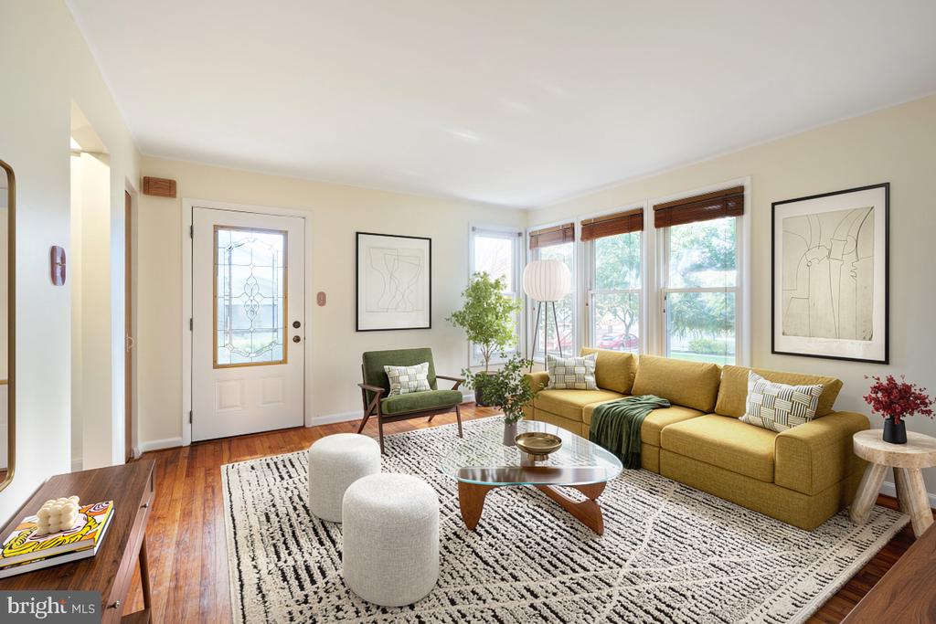 1224 SIMMONS DRIVE