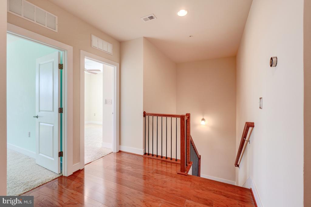 738 MCKENZIE AVENUE