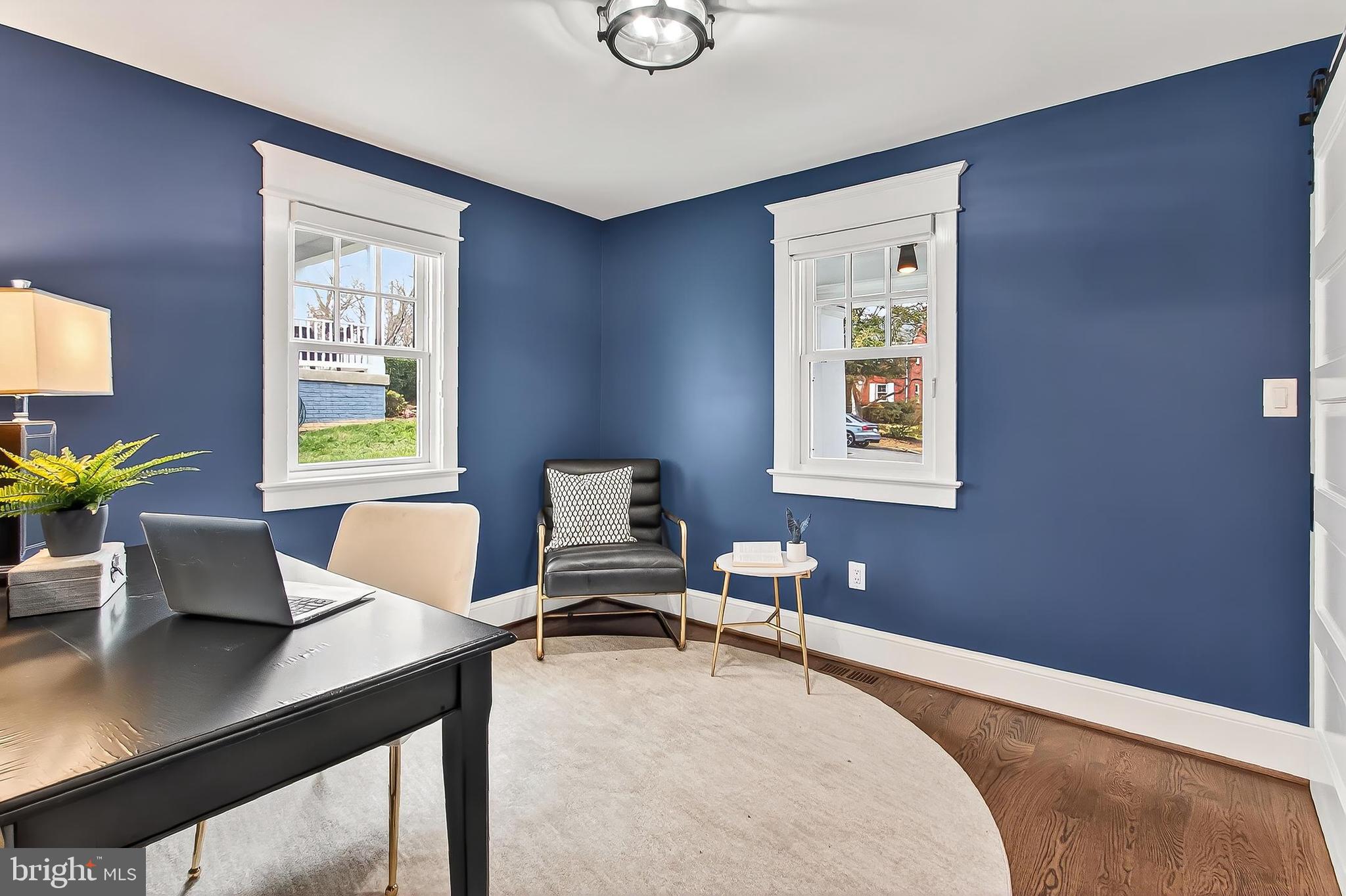 1007 N SYCAMORE STREET