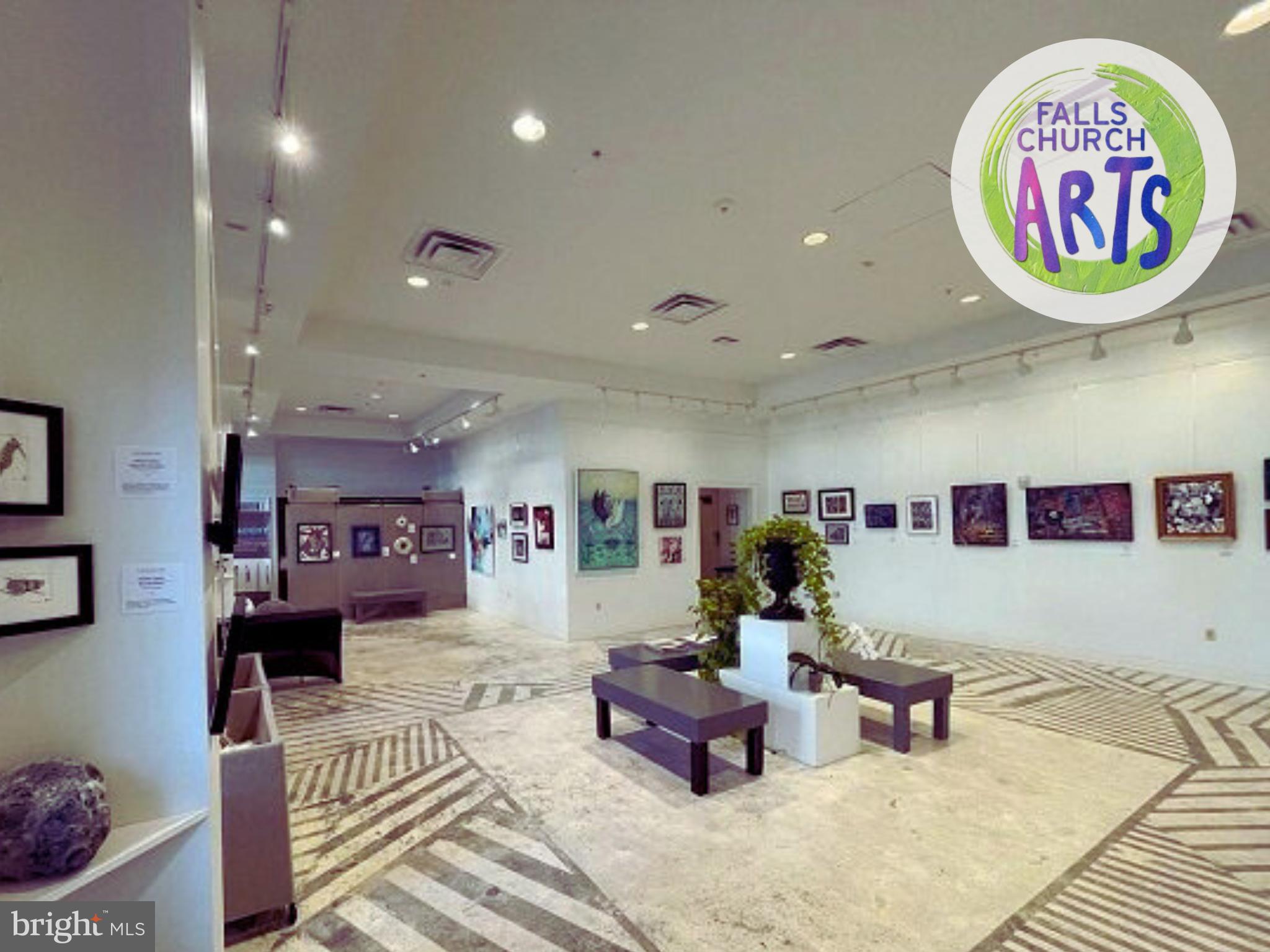 1007 N SYCAMORE STREET