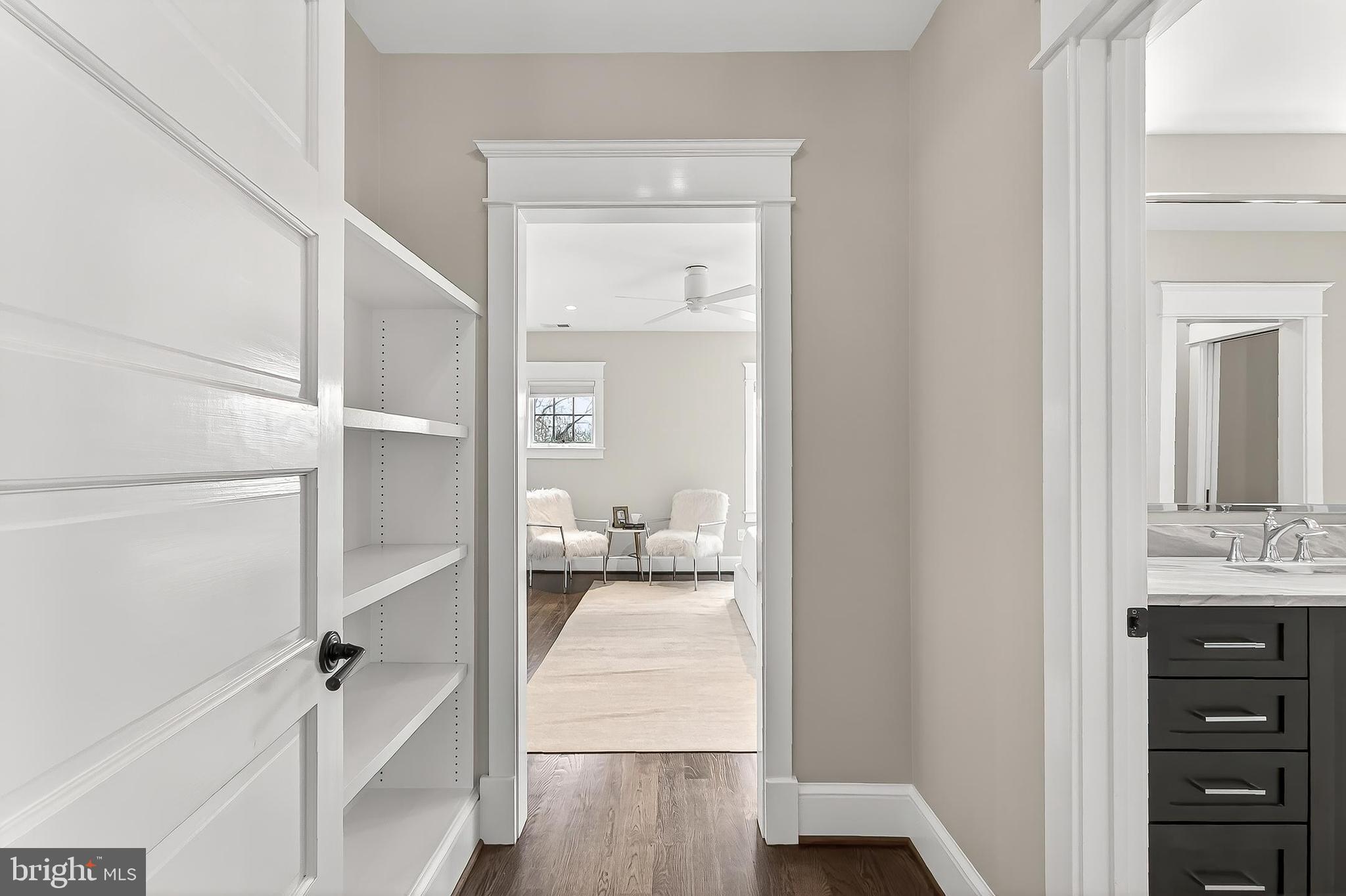 1007 N SYCAMORE STREET