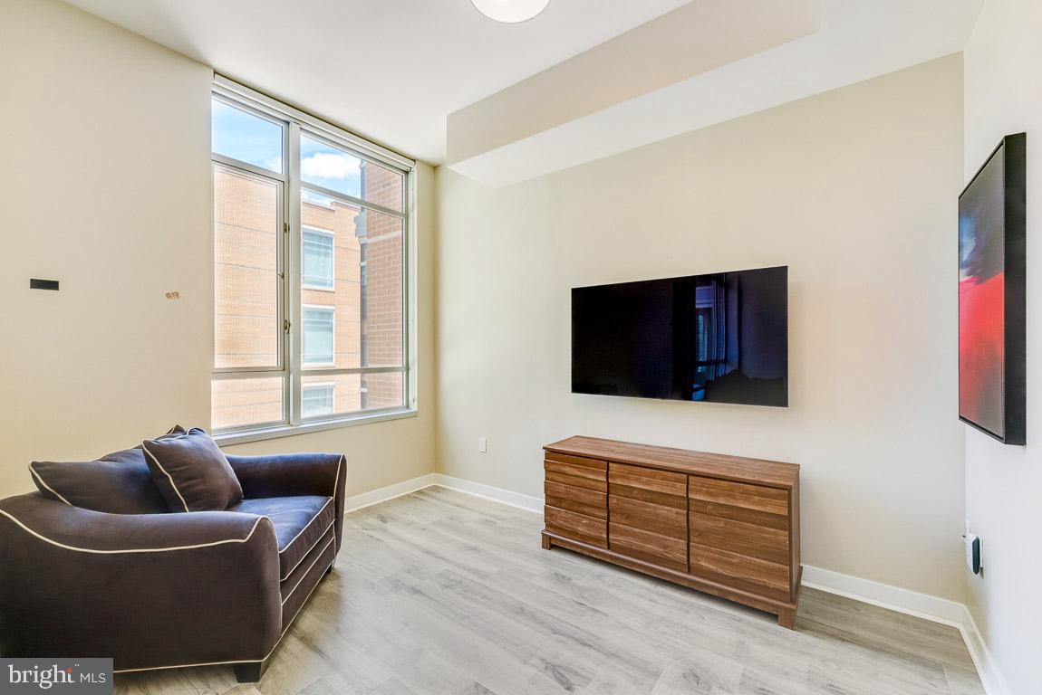 12025 New Dominion Pkwy #204