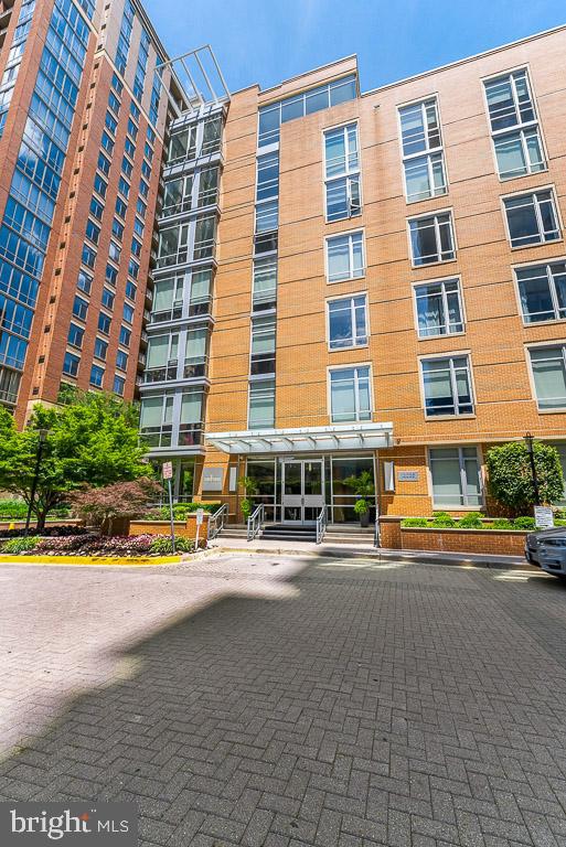 12025 New Dominion Pkwy #204