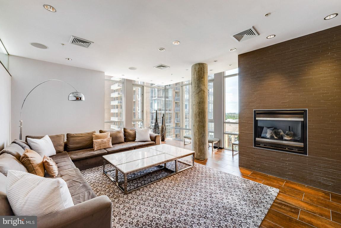 12025 New Dominion Pkwy #204