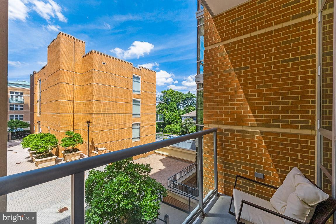 12025 New Dominion Pkwy #204