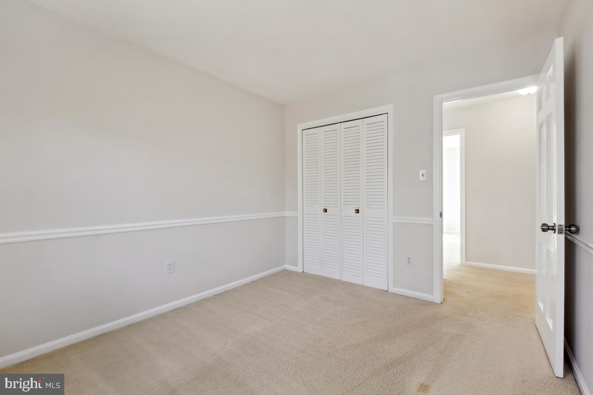 1554 Forest Villa Ln