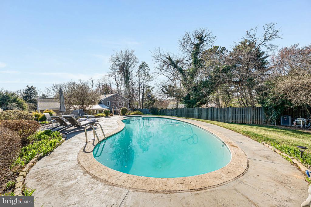 1831 Quartet Cir