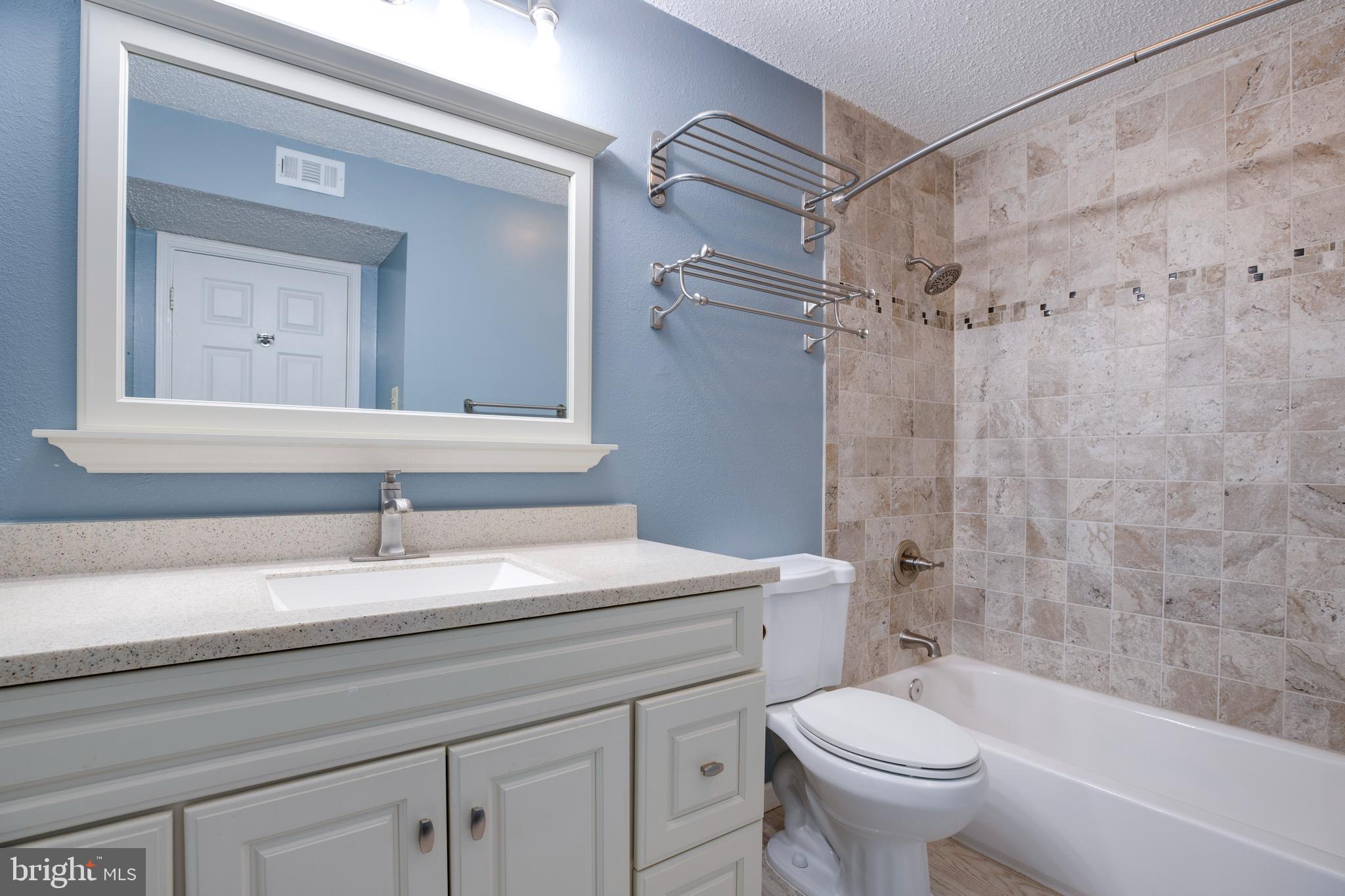 1543 LINCOLN WAY 301B